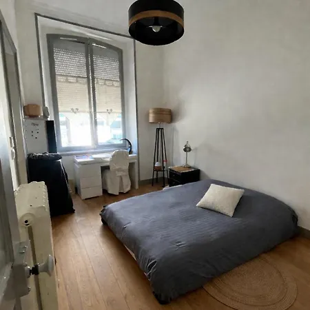 Gare - Visitation Grand , 1 Apartamento *